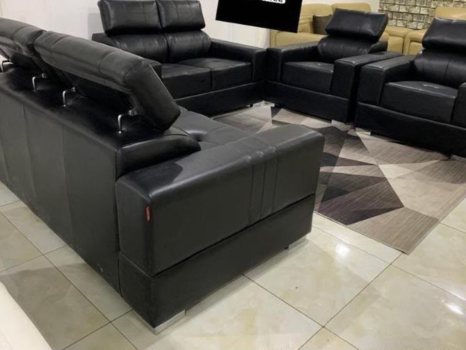Salon cuir noir